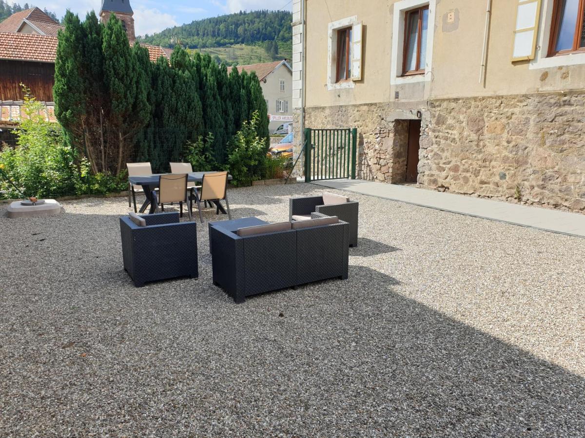Apartamento Au Pied Du Gazon Saint-Maurice-sur-Moselle Exterior foto
